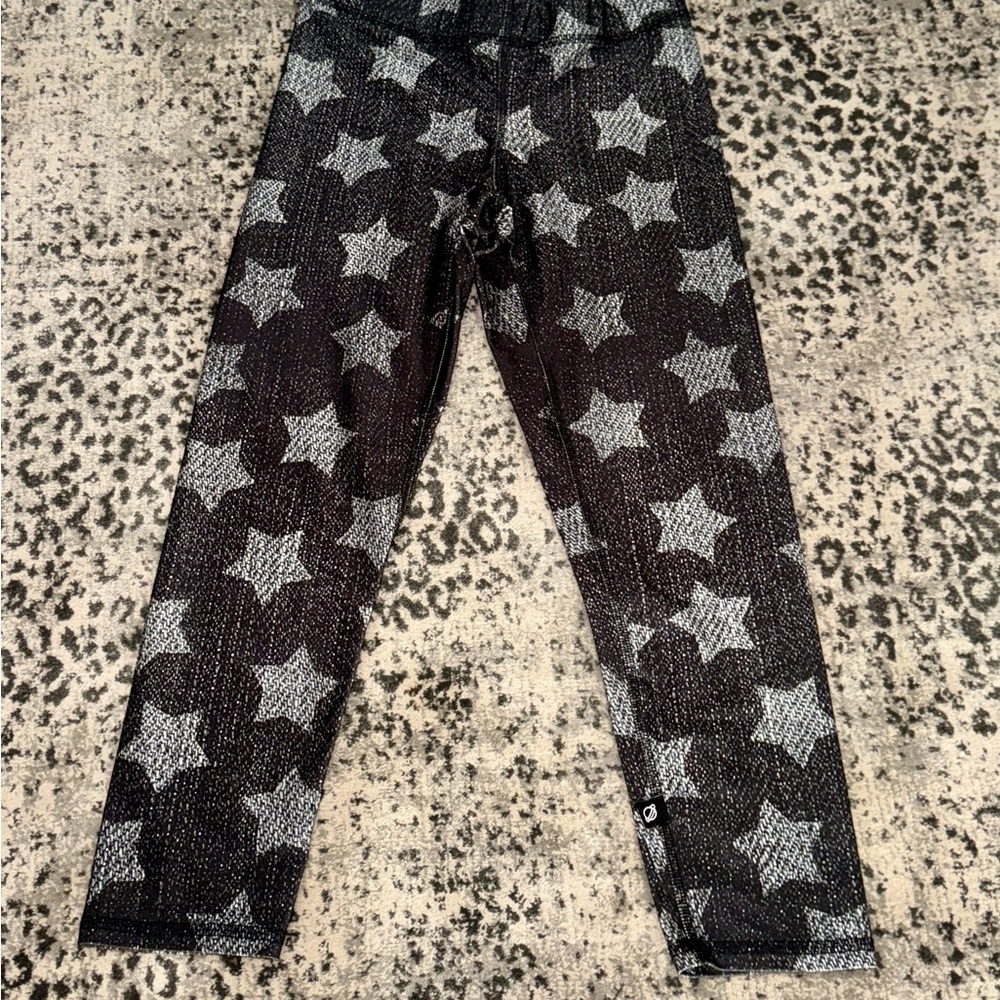 ❤️Terez size small star leggings - in great condition. Offers welcomed!!❤️ - Picture 3 of 5